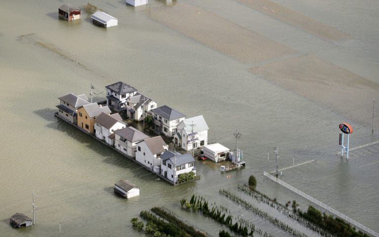 Typhoon Lan sweeps across Japan; 2 reported dead - The Garden Island