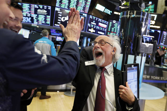 Wall Street notches best day in 10 years in holiday rebound - The Garden Island